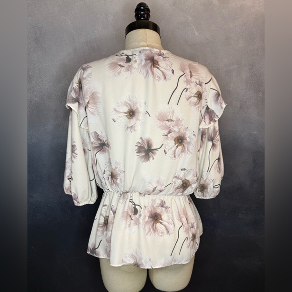 Express Floral Wrap Peplum Blouse - Size Large - Picture 4 of 9